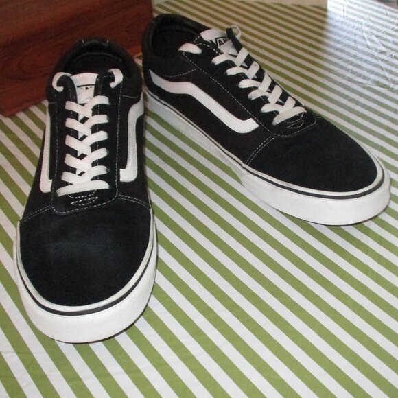 Vans Off The Wall Skateboard Sneakers - Picture 4 of 14